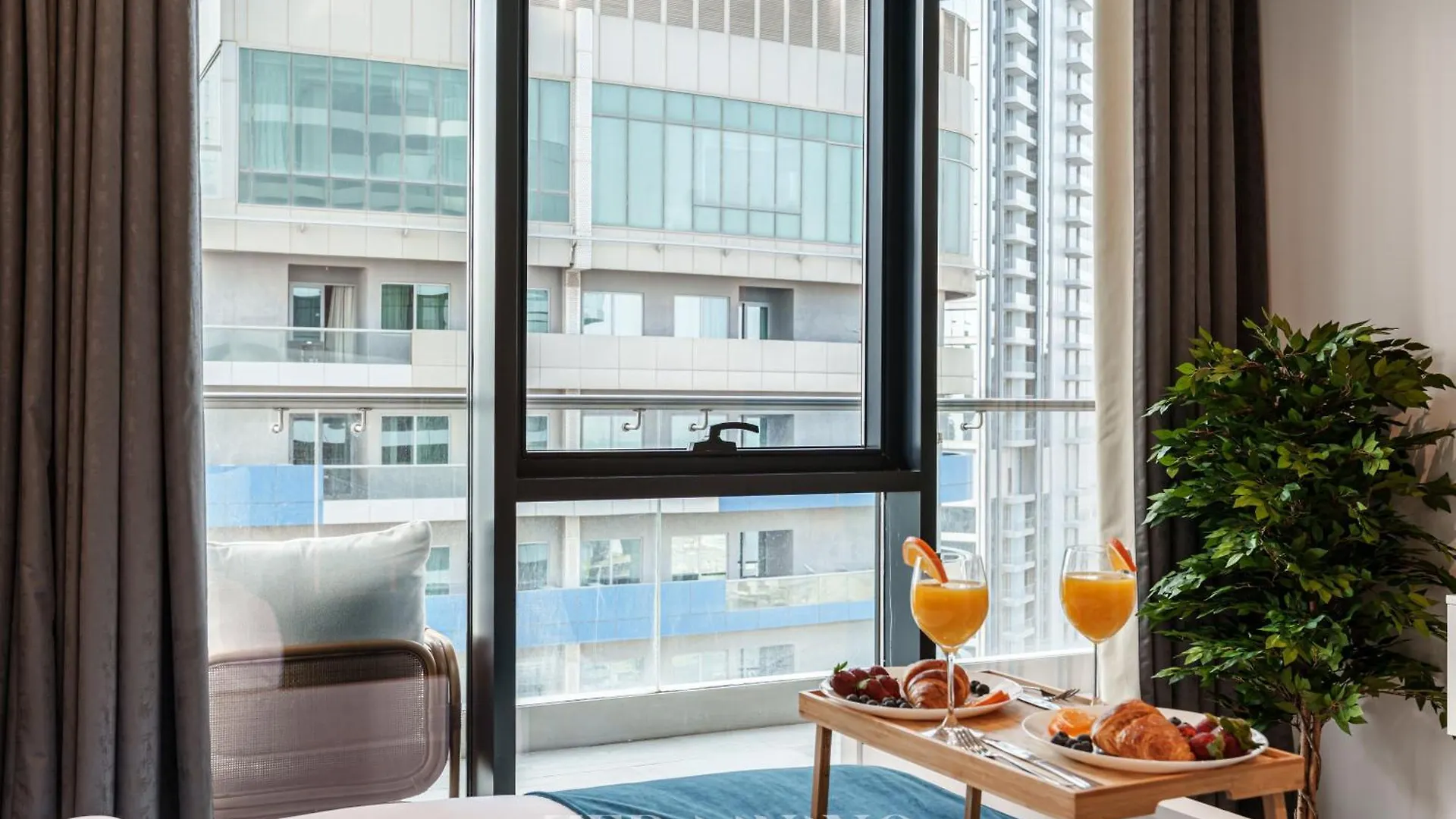 Zed Living - Luxe 2Br With Burj Khalifa View - Rp Heights Apartment Dubai